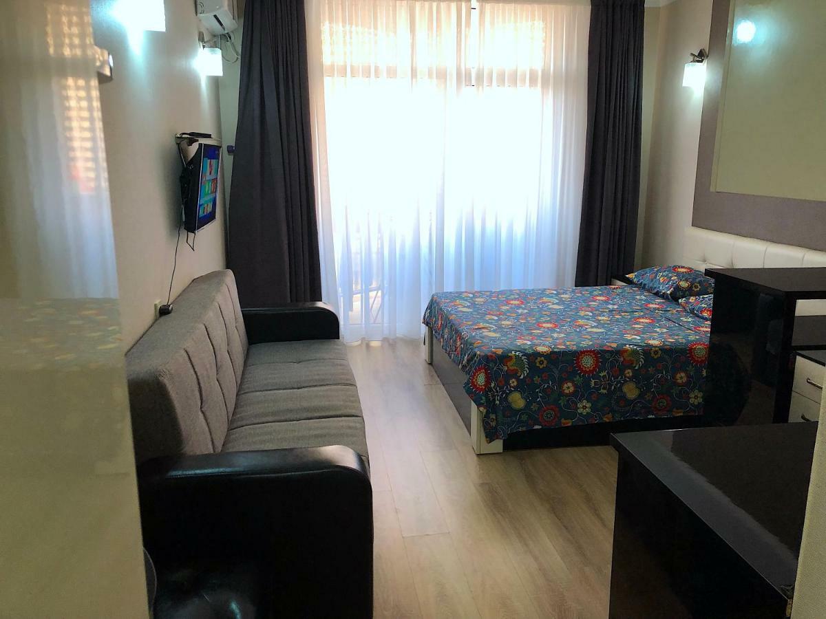 Orbi Sea Towers Apartments Batumi Exterior photo
